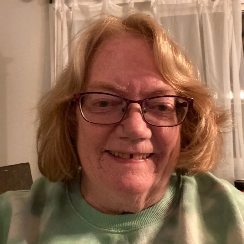Meet your Posher, Denise